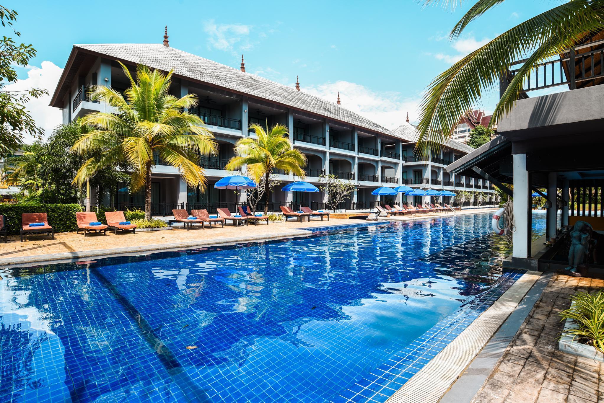 Hotel Ramada By Wyndham Aonang Krabi town Exterior foto