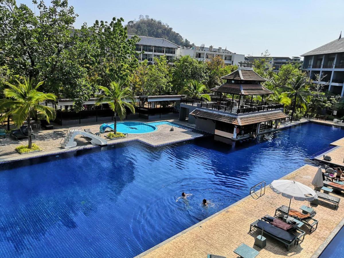 Hotel Ramada By Wyndham Aonang Krabi town Exterior foto